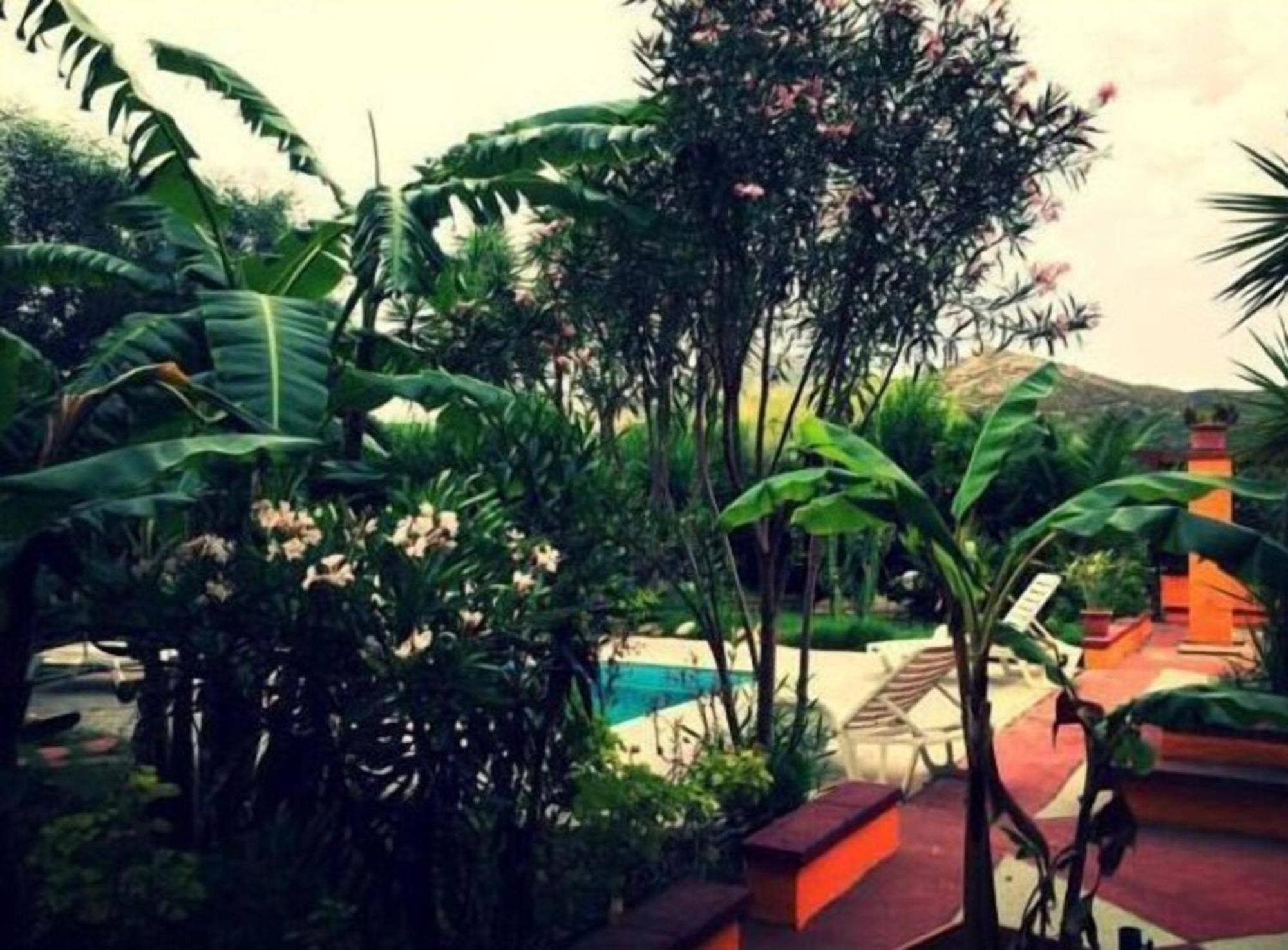Villa El Minero Gonnesa Exterior foto